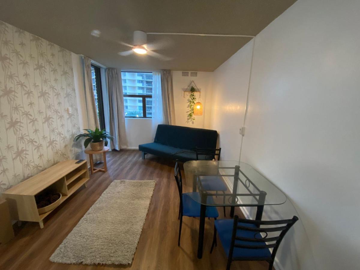 Surfers Holiday Apartments 黄金海岸 外观 照片