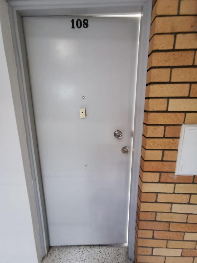 Surfers Holiday Apartments 黄金海岸 外观 照片